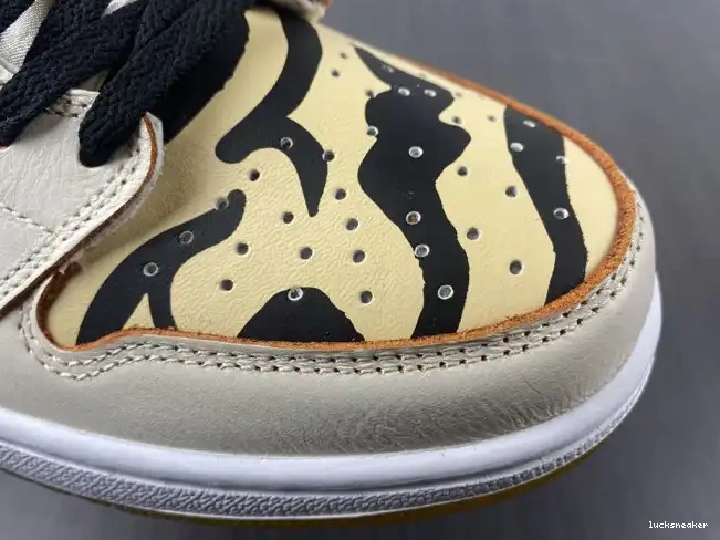 Reps LUCY DH6932-100 Jordan of the Air OG Tiger Year Low 1 0615